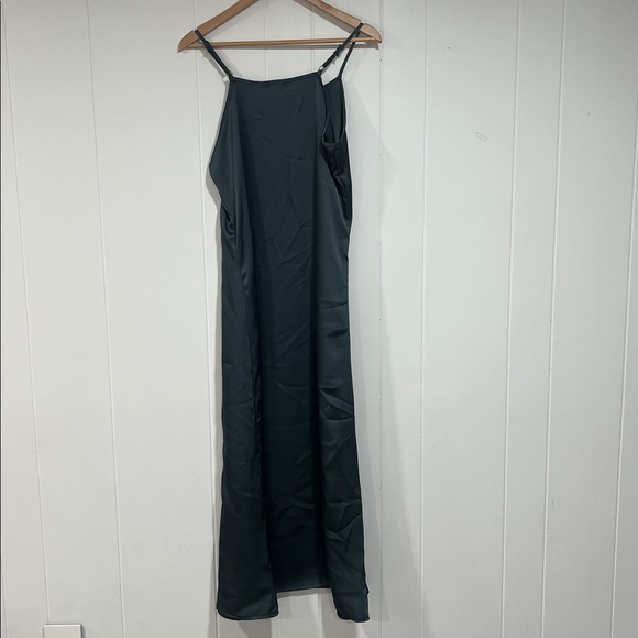 Udel New York Satin Slip Dress Green Midi Spaghetti Strap Bias Cut SzM - Picture 6 of 10